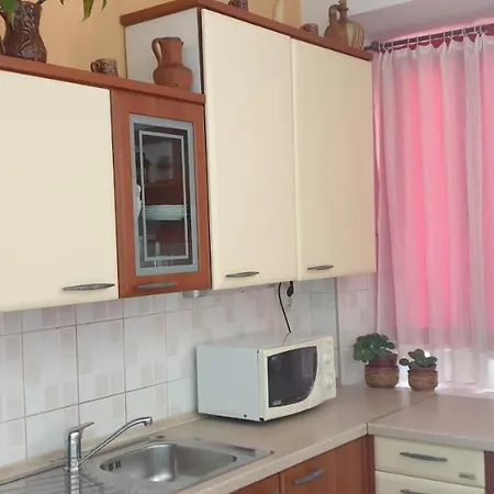 Apartment Pharia *