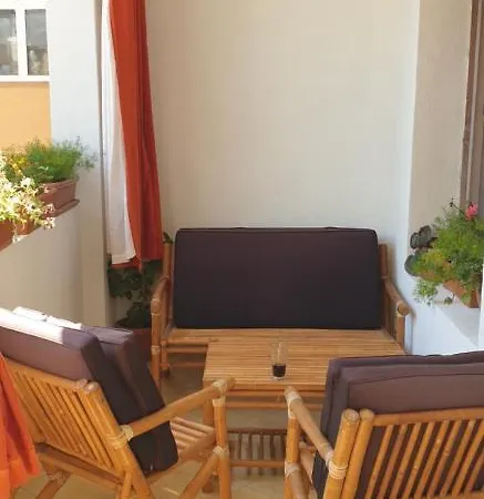 Pharia Apartment *