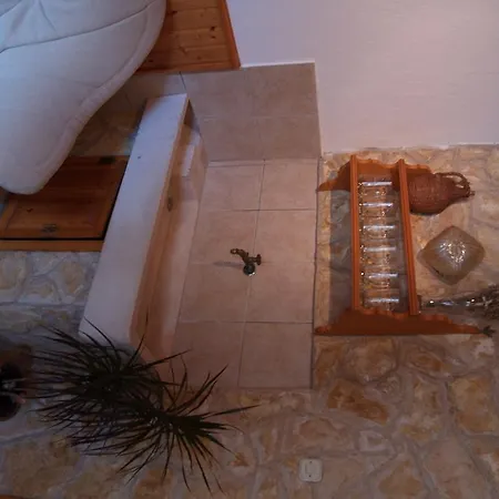 Pharia Apartment