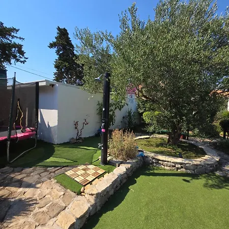 Pharia Apartment Jelsa (Hvar)
