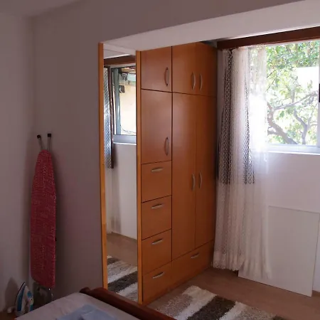 Pharia Apartment *