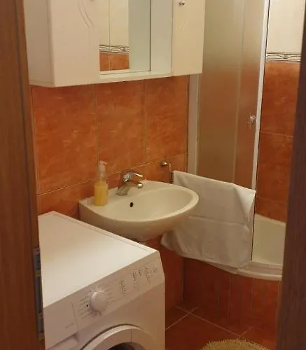 Pharia * Jelsa (Hvar)