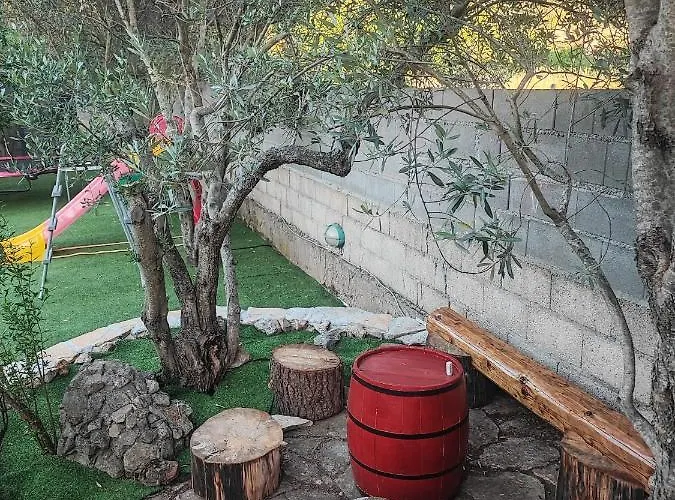 Pharia * Jelsa (Hvar)